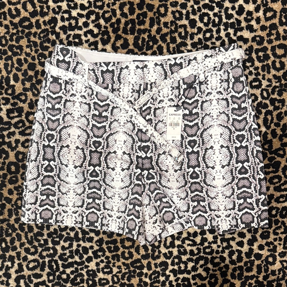 Express Women's High Waist Snake Print Shorts